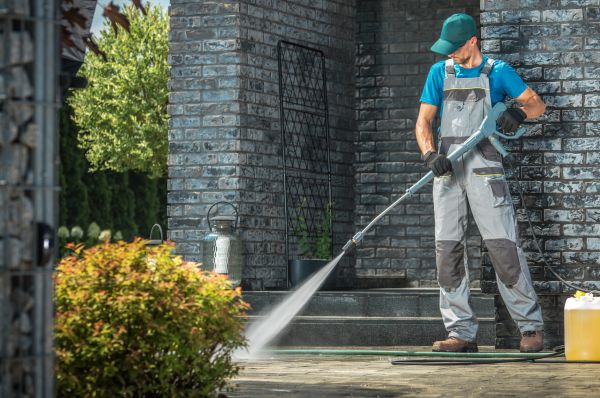 Outside House Cleaning in Granger